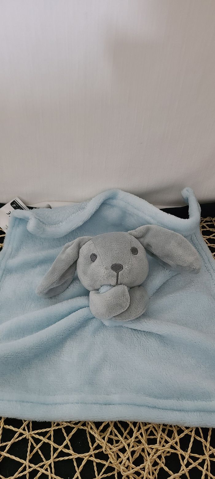 Doudou lapin la roche posay - photo numéro 4