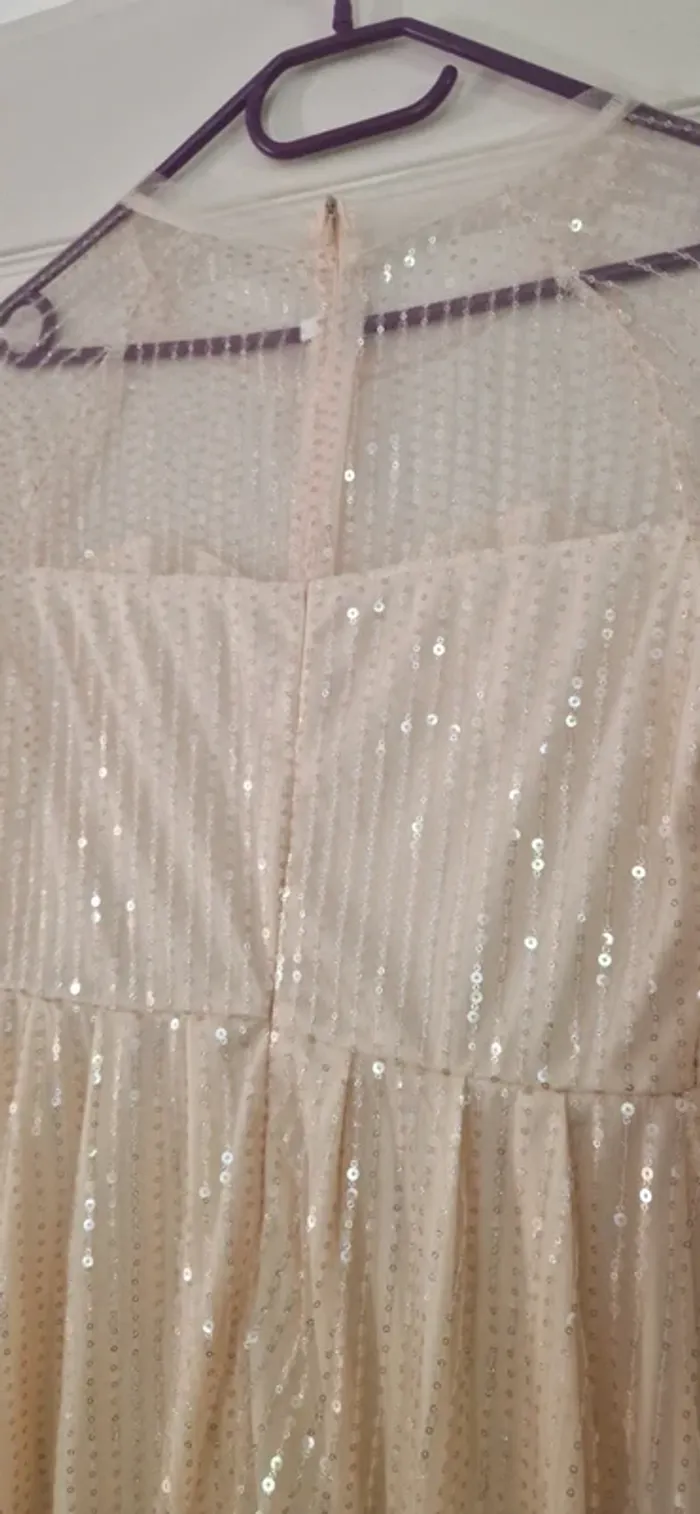 Robe de soirée tulle et sequins - photo numéro 6