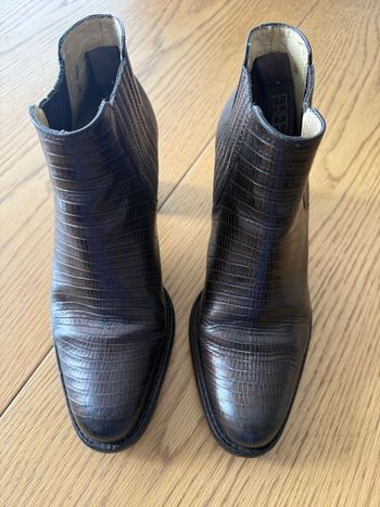 Bottines cuir croco Free Lance 