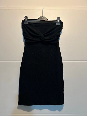 Robe noir pailletée
