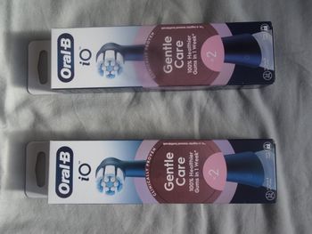 Brossettes Oral B io Gentle Care x4 neuves