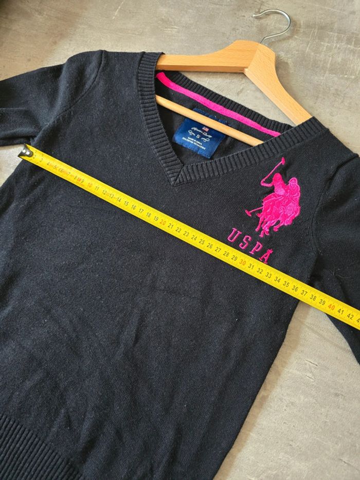 Pull col V noir U.S. Polo Assn femme S – Logo rose brodé style chic casual - photo numéro 8