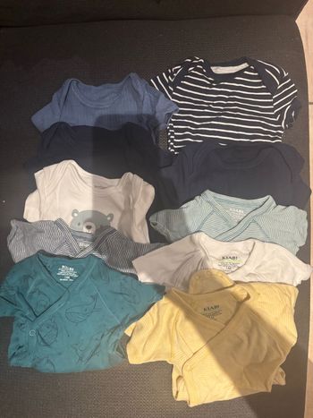 Lot de 10 body