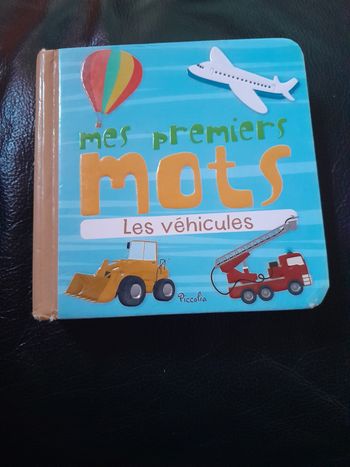 Livre mes premiers mots - véhicules 