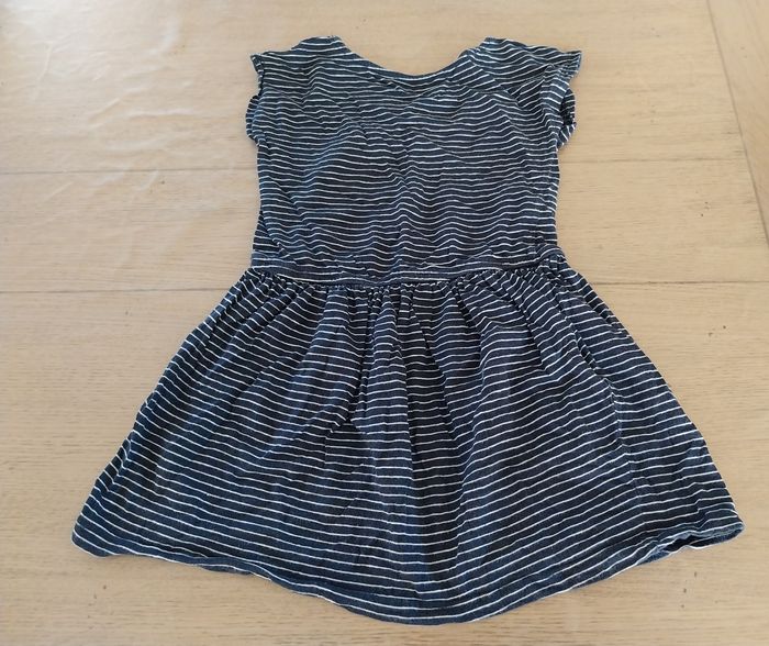 Robe été fille 6ans en bon état