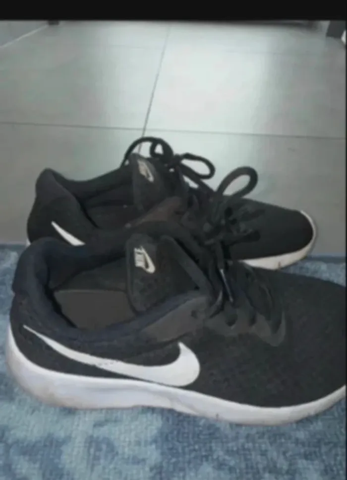Basket femme nike taille 36 bonne etat - photo numéro 2