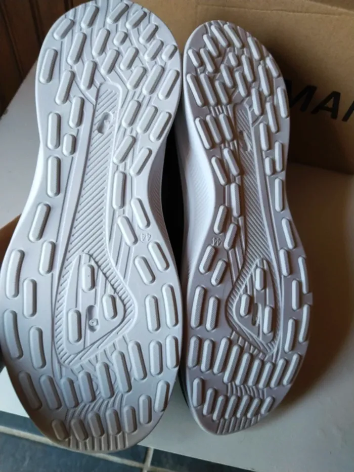 Superbes chaussures baskets sneakers homme pointure 44 - photo numéro 8