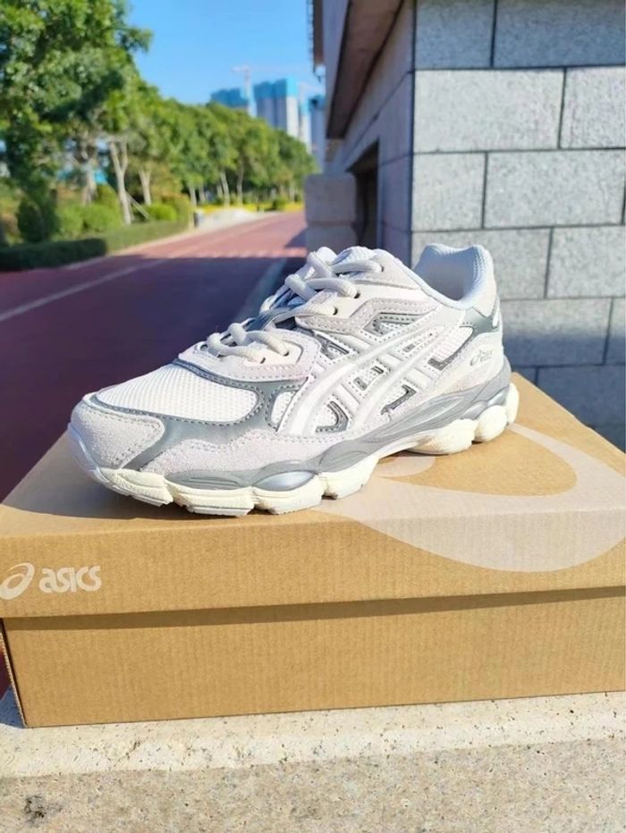 Asics Gel-NYC Gris 39