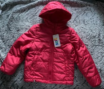 Manteau neuf framboise - 8 ans