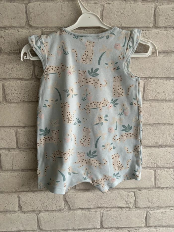Barboteuse Baby C&A taille 9/12 mois - photo numéro 2