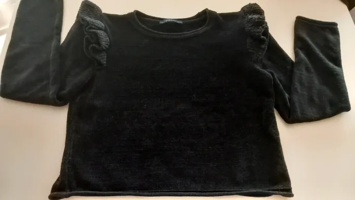 Petit pull noir Zara