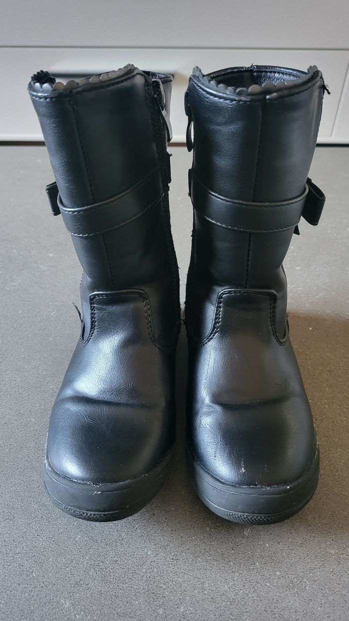 Bottes fille 25 FPC très bon état - photo numéro 2