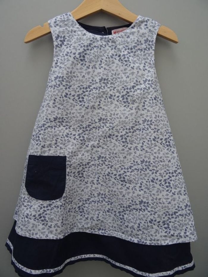 robe chasuble bleue