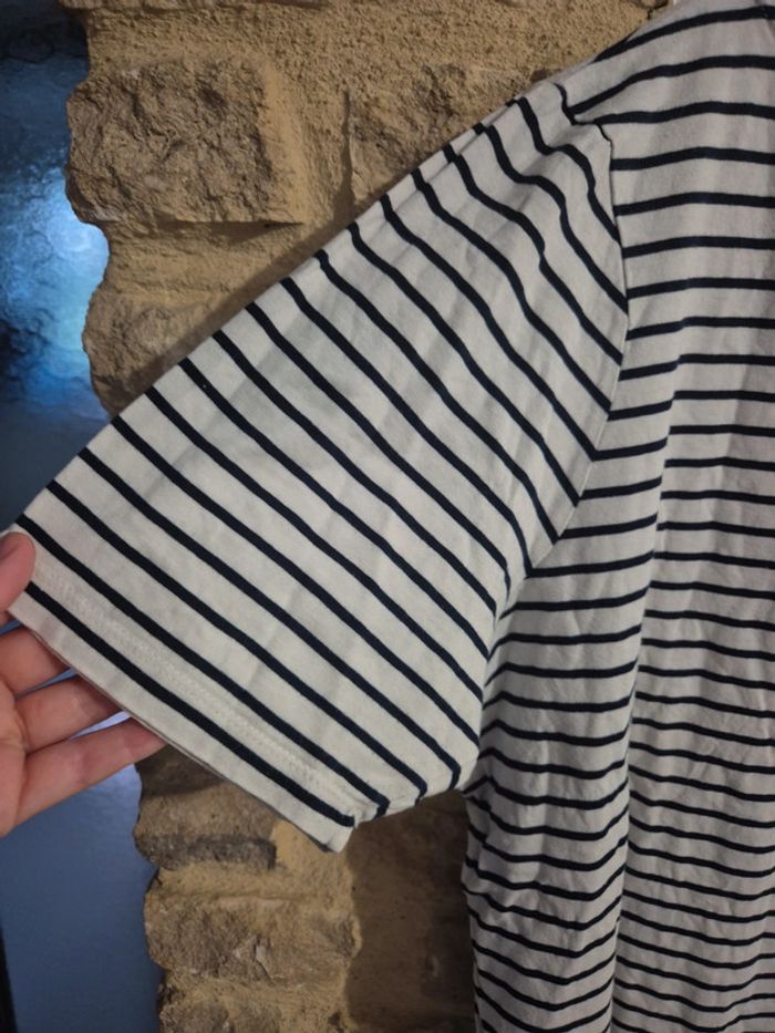 Joli Tee-shirt marinière manches courtes C&A Taille XL 46/48 - photo numéro 2