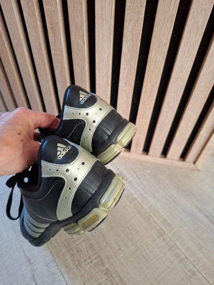 Tennis cuir noir Adidas T 39,5 - photo numéro 7