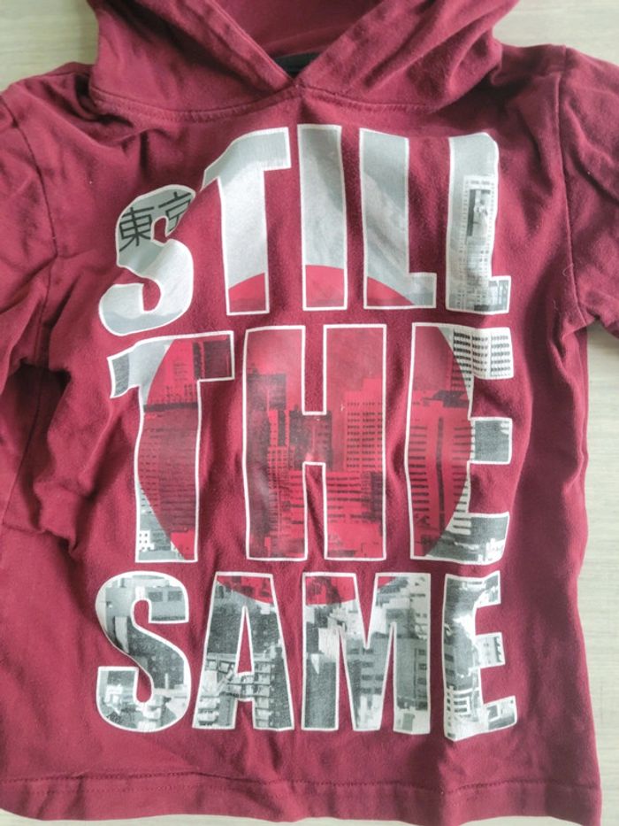 Sweat fin à capuche 6 ans . - photo numéro 2