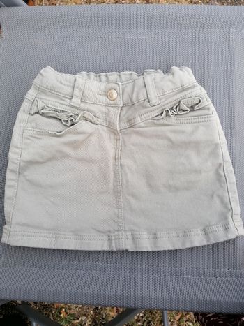 Jupe tape à l'œil 3 ans