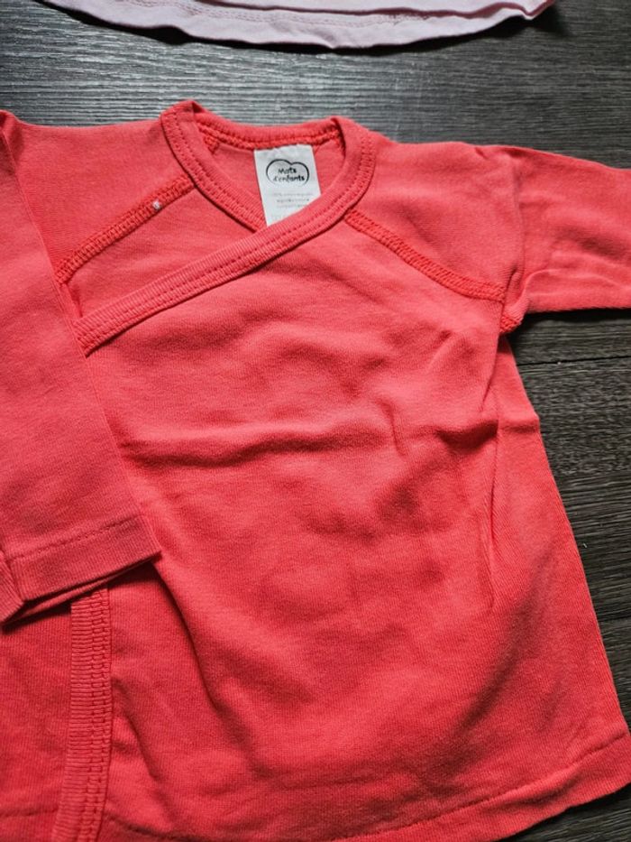 Lot de 4 tee-shirts manches longues fille taille 6 mois - photo numéro 6
