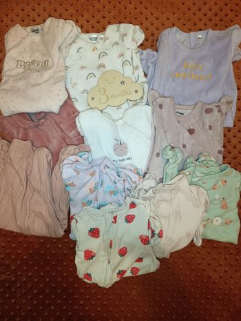Lot de pyjamas
