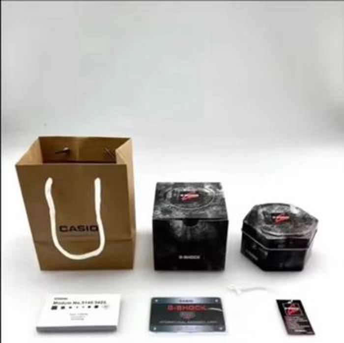 Montre G Shock GM-B2100 bleu ciel - photo numéro 4