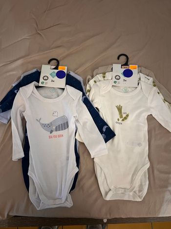 Lot de e packs de body pour bébé 
