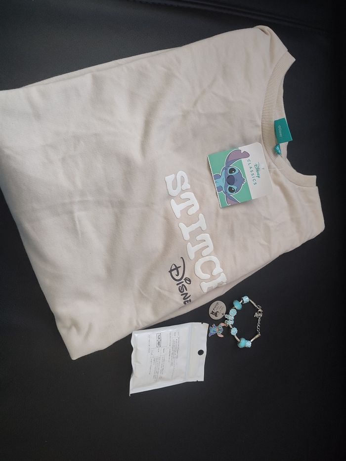 Sweat 11/12 ans et bracelet stich - photo numéro 3