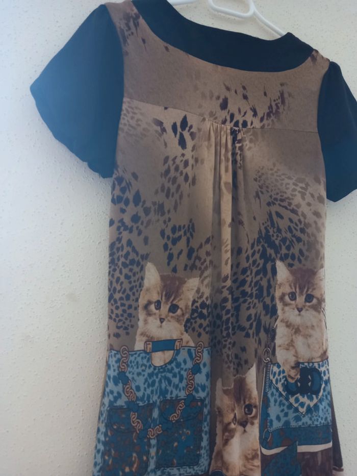 Robe noire avec motifs Taille : 40 - photo numéro 8