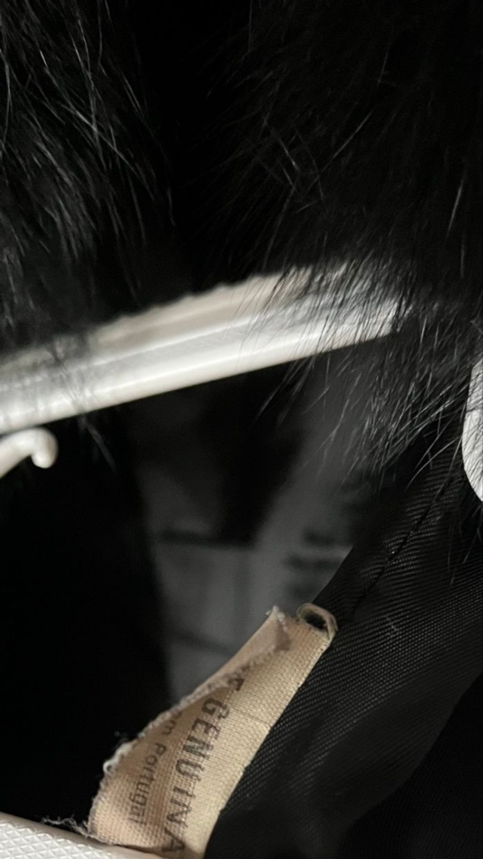 Veste en cuir et fourrure longue - photo numéro 3