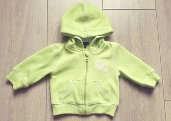 Gilet vert anis. Garçon 3 mois. Marque Kiabi