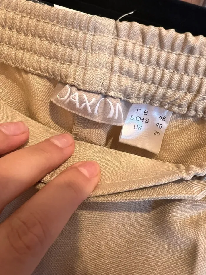 Pantalon beige - photo numéro 3