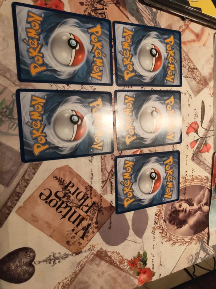 Lot de 5 grandes cartes Pokémon - photo numéro 3