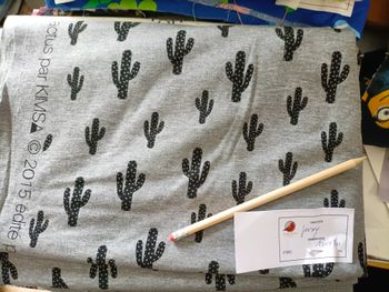 Coupon jersey designer “Cactus” – 150 x 80 cm – motif graphique – idéal couture enfant