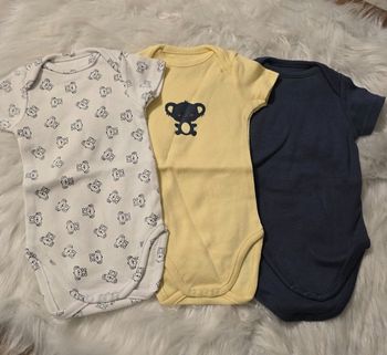 neufs (non portés) 💙😍bodies mc 3 mois garçon 💙😍