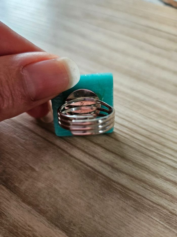 Bague fantaisie ajustable - photo numéro 4