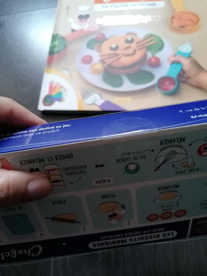 Livre chef club les tasses + emporte pièce - photo numéro 3