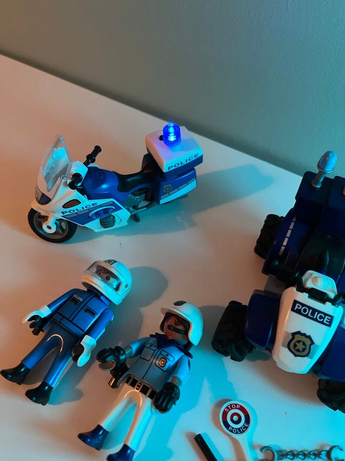 Véhicules police Playmobil - photo numéro 6