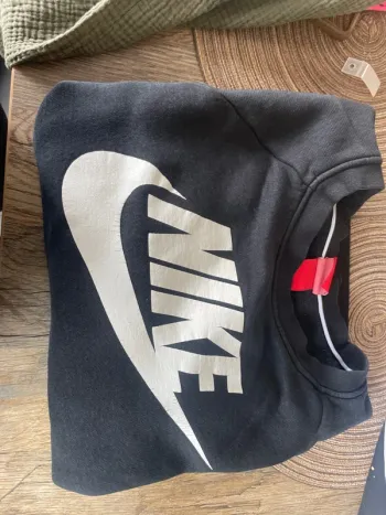 Pull Nike taille xl