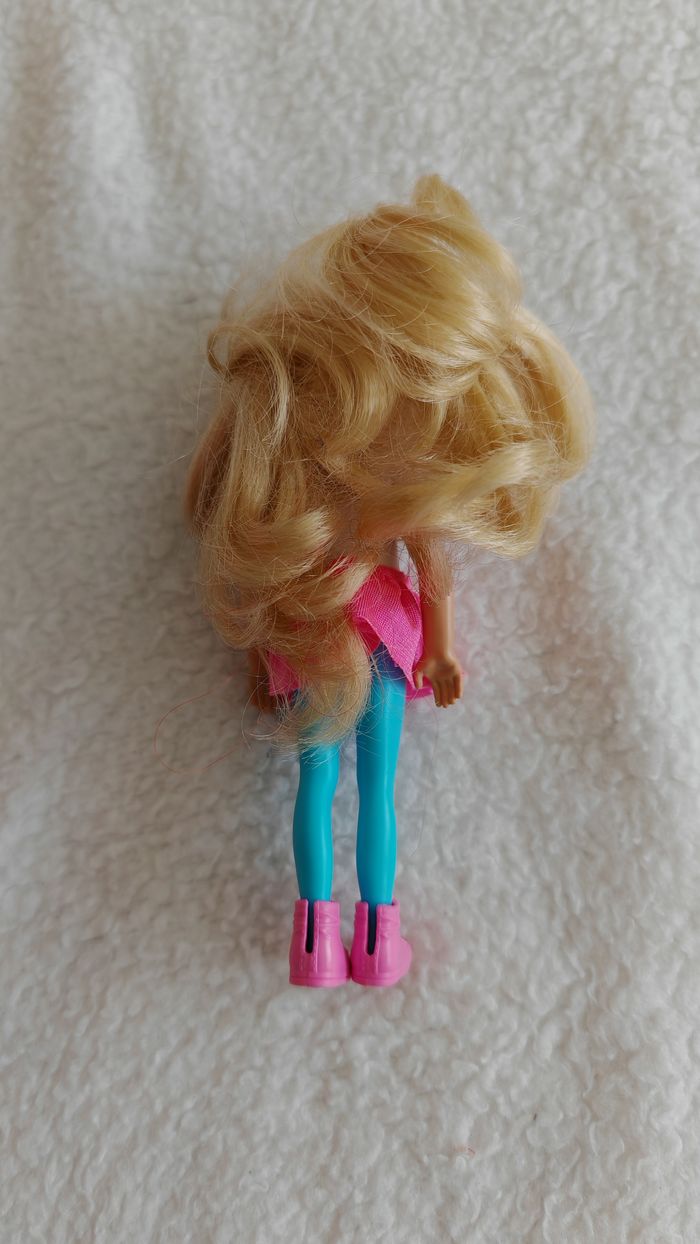 Barbie Chelsea voyage avec son chien - photo numéro 4