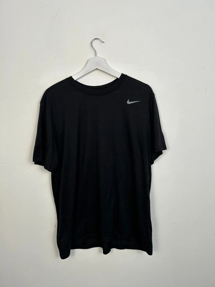 T-shirt Homme Nike Dri-FIT Noir XL | Très Bon État | Performance & Style | TN126