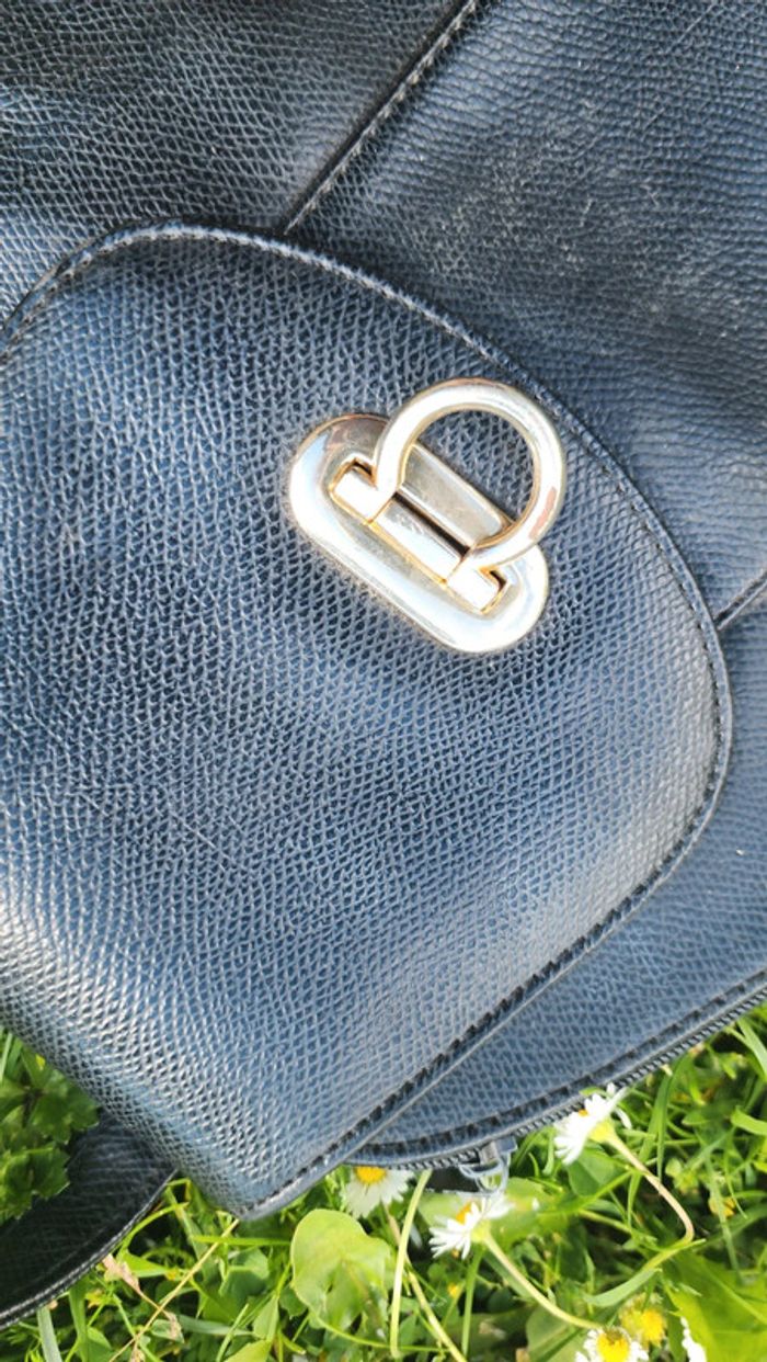 Sac à dos en cuir noir vintage - photo numéro 4