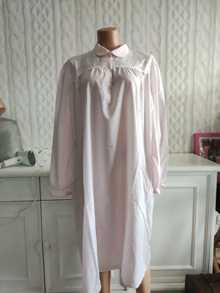 Chemise de nuit rose broderies - photo numéro 6