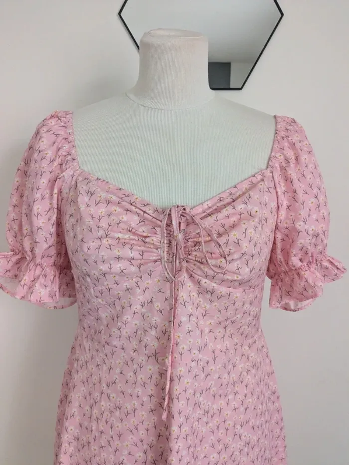 Robe fleurie rose T40 : shein - photo numéro 2