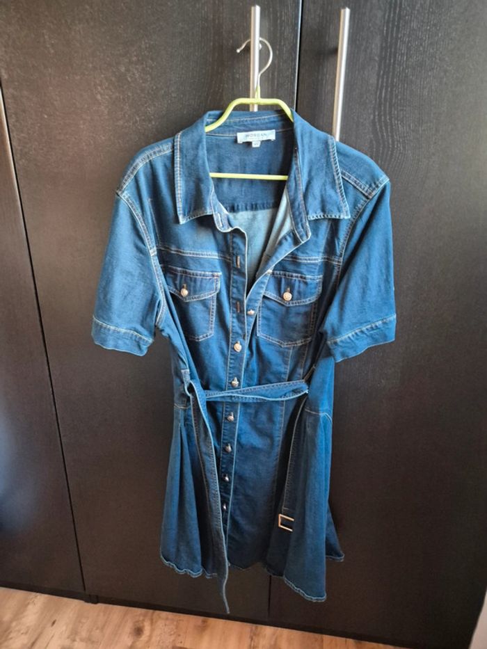 Robe en jean souple comme neuve Morgan taille 44 - photo numéro 3
