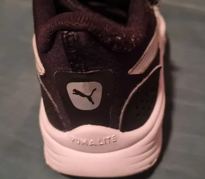 Baskets Puma pointure 32 - photo numéro 2