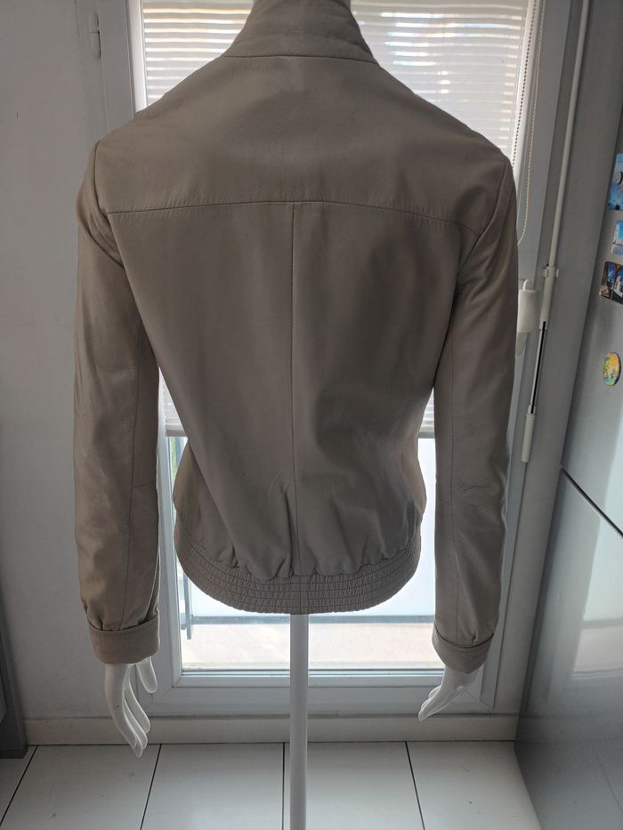Veste vintage cuir souple Serge Blanco de couleur crème  taille S - photo numéro 4