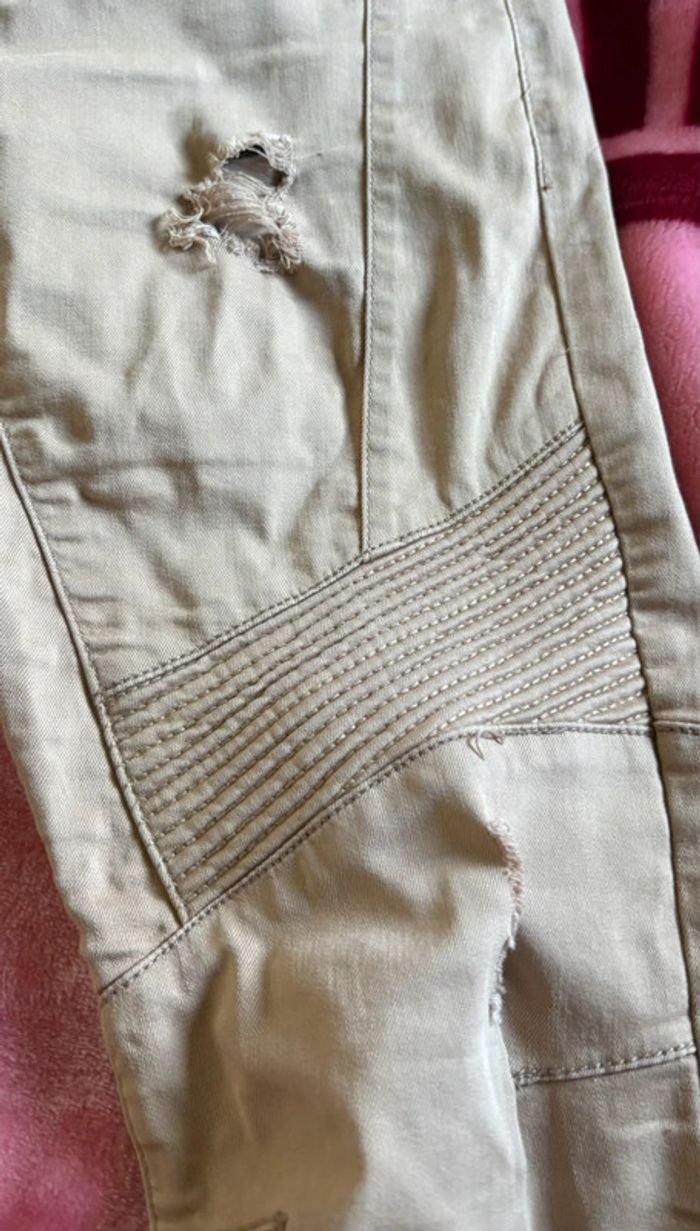 Jeans marron à trou - photo numéro 3