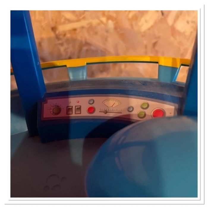 Idée cadeau 🎁 Tour de Controle sonore et lumineuse Pat Patrouille avec 8 True Métal Dino Rescue - photo numéro 18