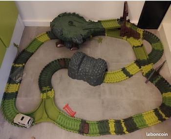 Circuit dino valley