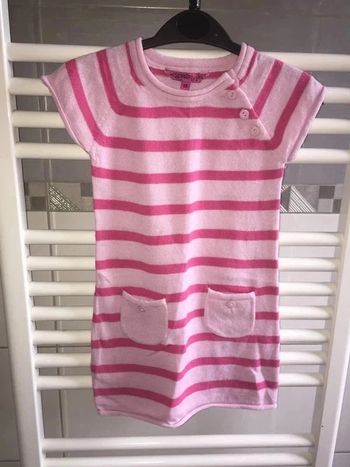 Robe pull Kiss Mélody 4 ans neuve à 4 euros