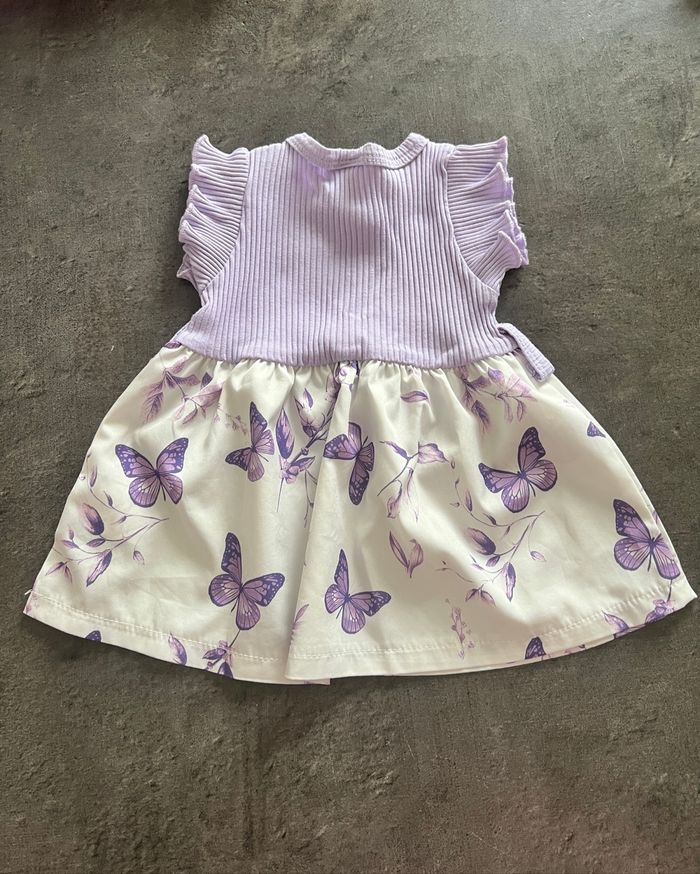Robe 3-6mois - photo numéro 2